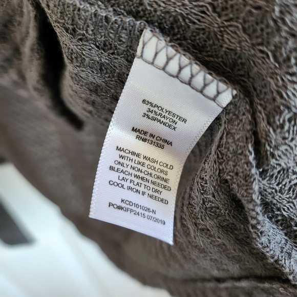 Socialite Waterfall front heather charcoal cardigan in size small - Picture 3 of 4